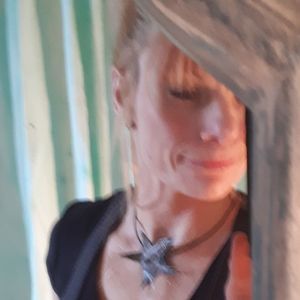 Meet your Posher, Lian